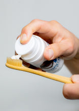 Load image into Gallery viewer, Coconut Teeth - Natural Teeth Whitener